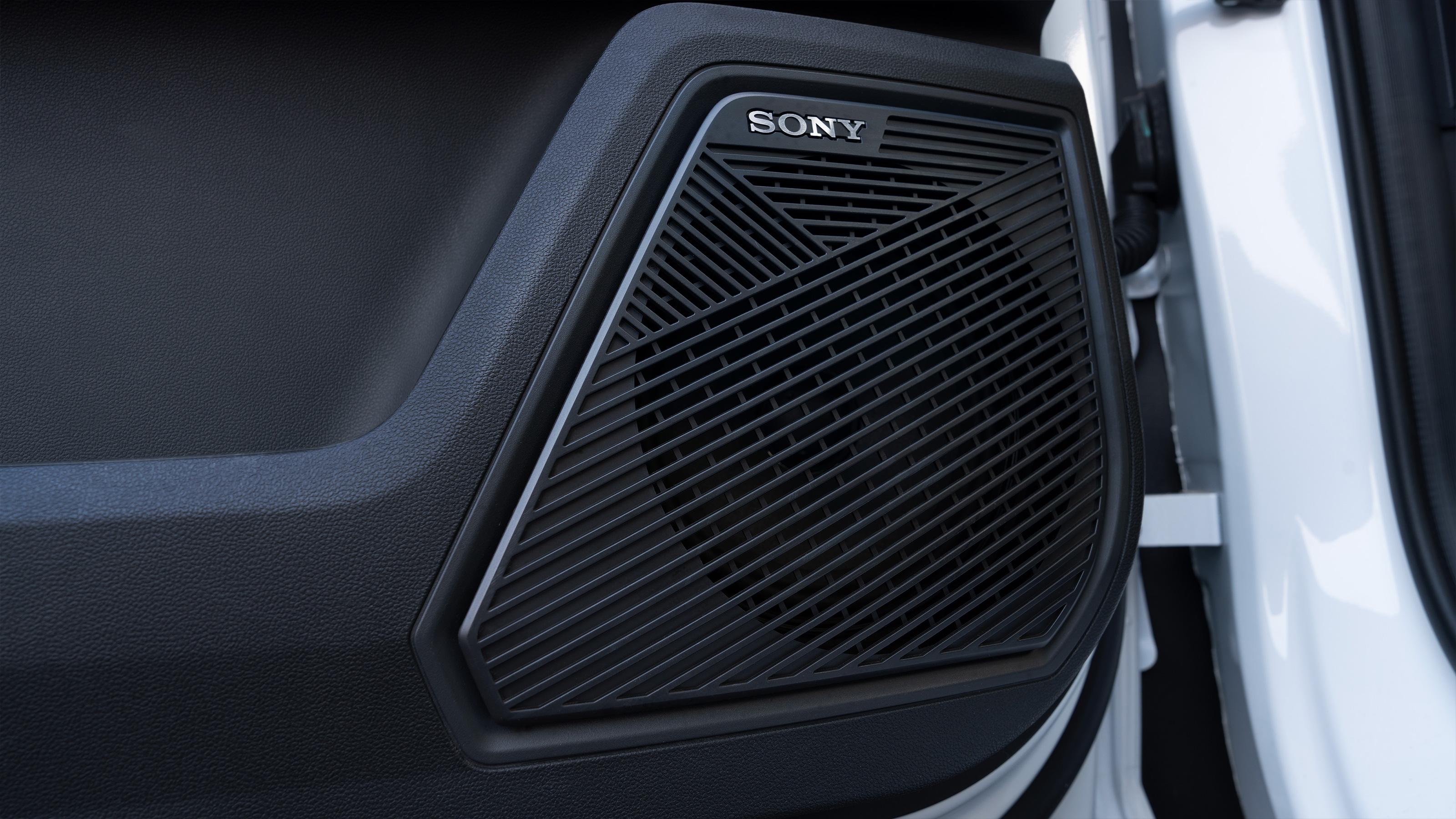 J7 Tech Speaker Sony